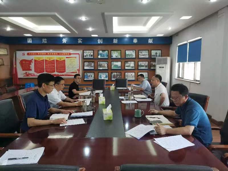 种业集团党委理论学习中心组深入学习习近平总书记关于种业振兴系列讲话精神和传达贯彻领导在浙江省种业集团成立大会上的讲话精神