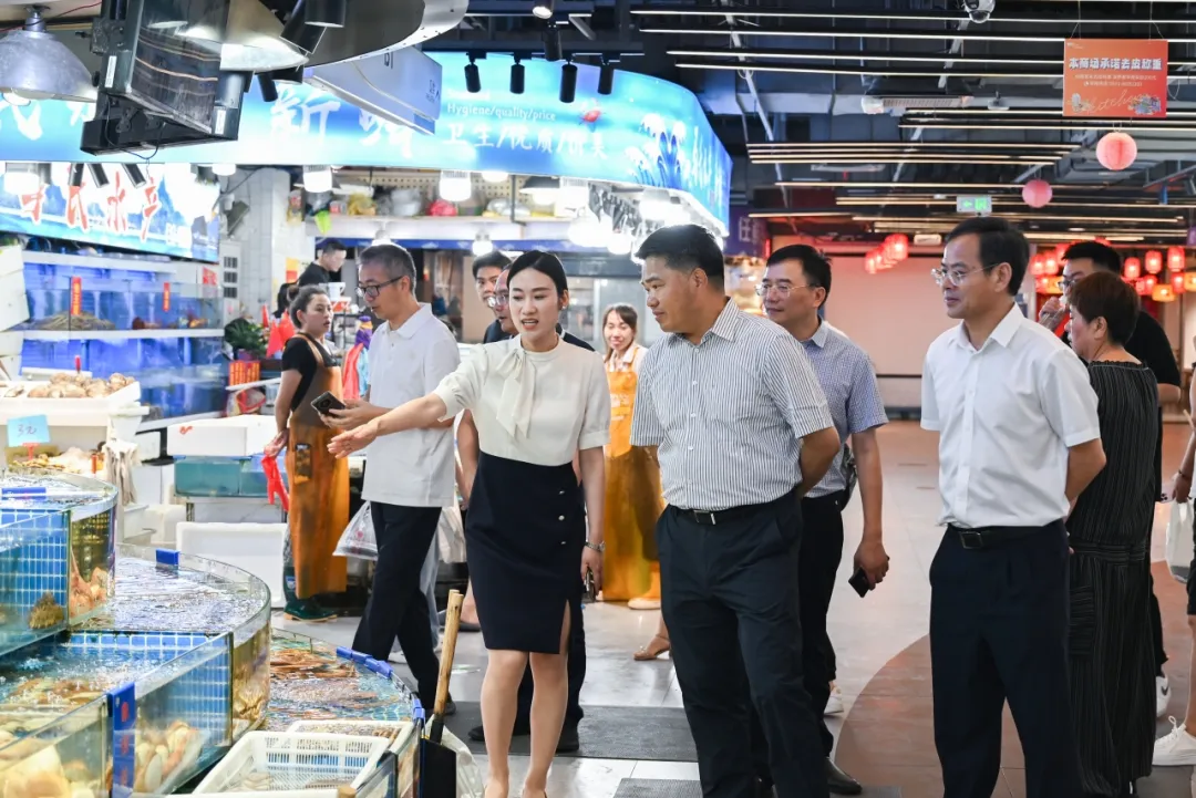 商务部副部长盛秋平调研小鸟体育城市厨房
